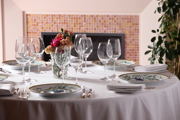 エレガントなテーブルセッティング