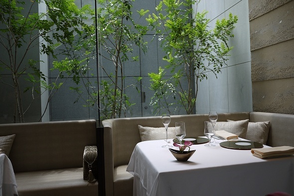 ゆったりソファ席