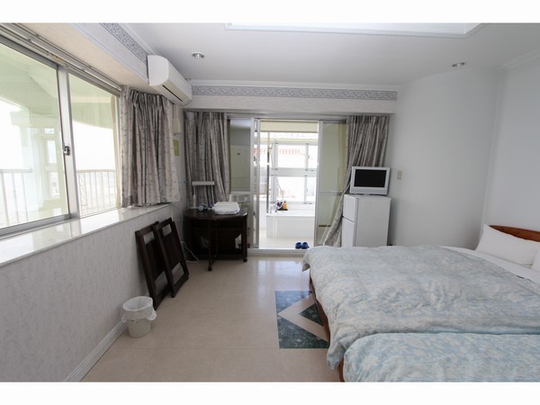 沖縄オーシャンフロント　オーシャンビュー洋室2名まで