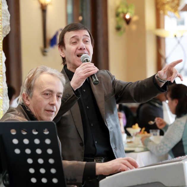 カンツォーネ　生演奏