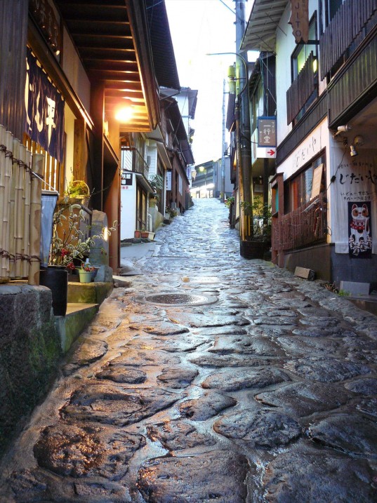 湯平温泉石畳