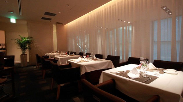 リストランテ・ヒロosakaブリーゼブリーゼ店内