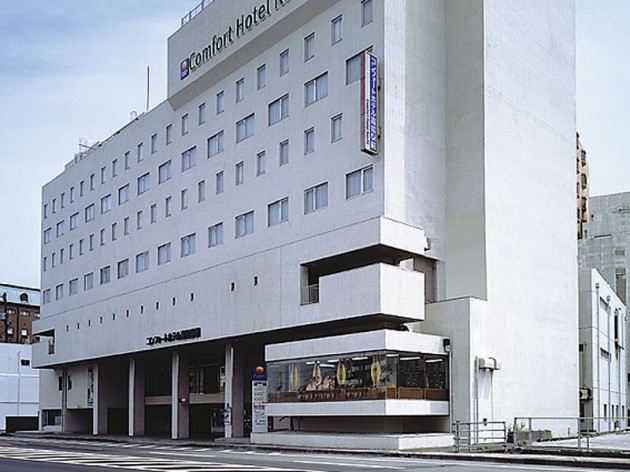コンフォートホテル高知駅前の外観