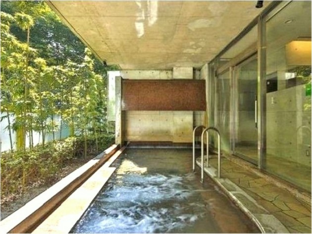 み奈美亭の露天風呂