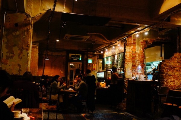 カフェ アンデパンダン_店内