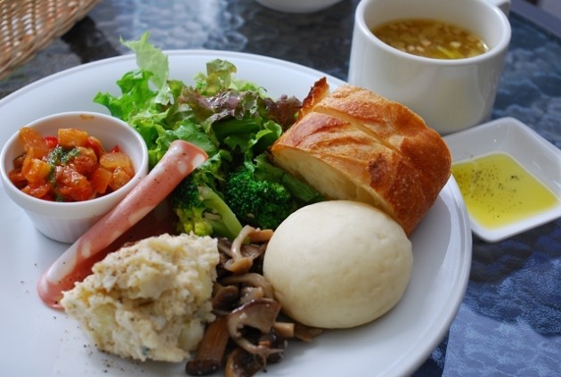 路地裏酒場BARコイズミの料理