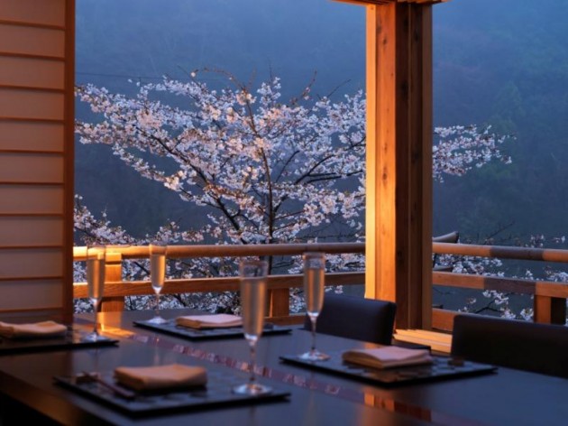 星のや京都のレストランの様子