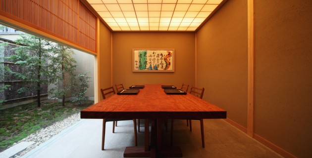 緒方_店内