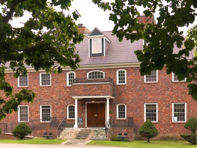 ヘイゼルグラウスマナー：外観