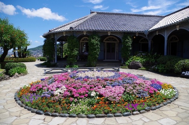 o0640042312566447317