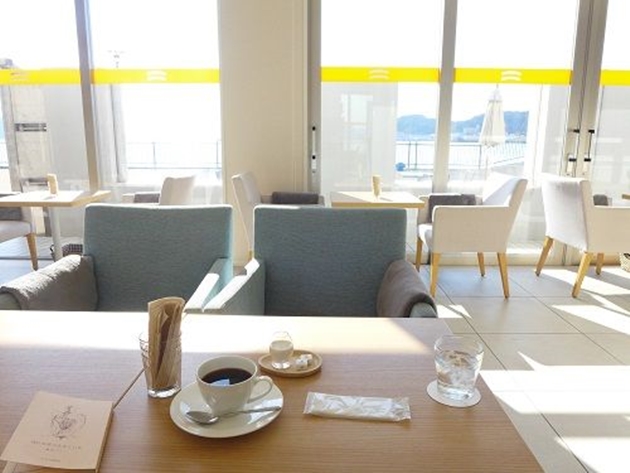 ウミトソラノアイダ