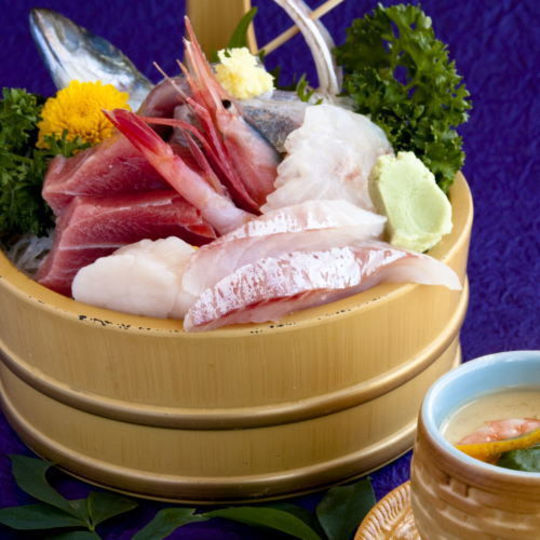 横須賀旅館の料理一例