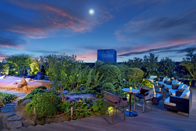 セントレジスバー テラス