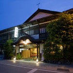 美肌の湯として有名な「奥津温泉」の日帰り温泉おすすめ４選