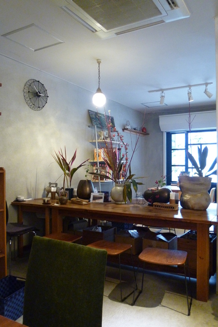 カフェクマコ 店内