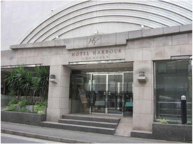 ホテルハーバー横須賀の外観
