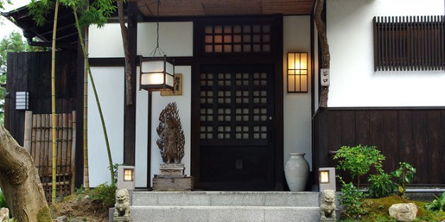 嵐山 谷口 外観