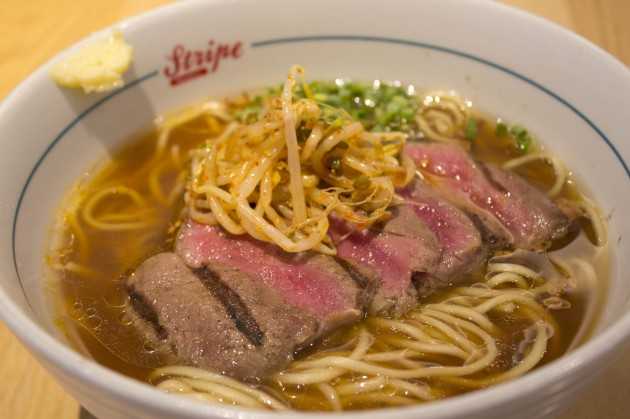 ストライプヌードルズ