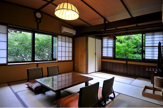 いこい旅館本館和室