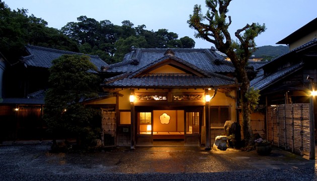 玄関全景-1024x6811