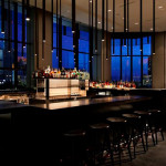 ちょっと一杯だけじゃない！飲み会にも使える「大阪のレストラン・バーフロア」おすすめ４選