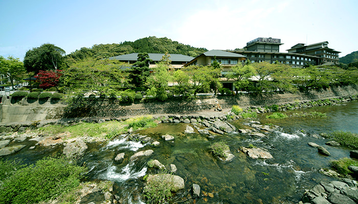 山草花の様な細やかなサービスが自慢の山口県の極上宿「大谷山荘」