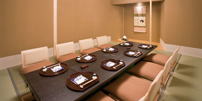 会食や顔合わせの大切な集まりに。個室が人気の東京の和食店７選