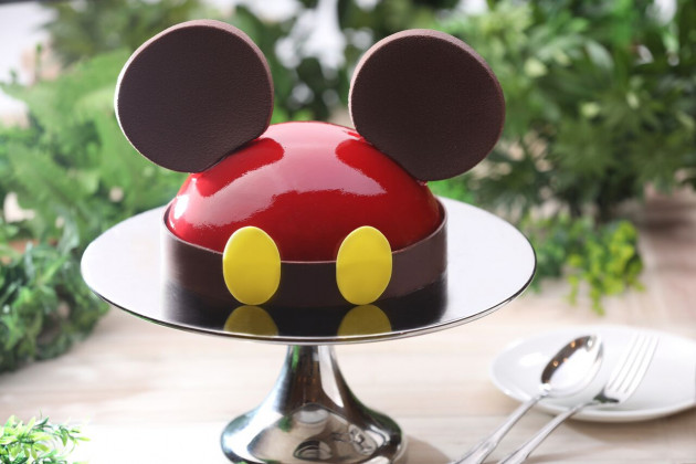 DEL Mickey Strawberry & Mango Mousse Cake