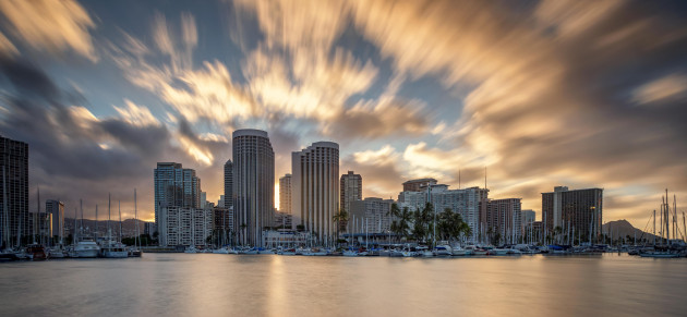 プリンスワイキキ　流れる雲