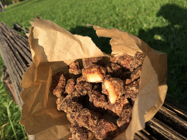 ＜QUEBRA QUEIXA／ケブラ　ケイシャ＞