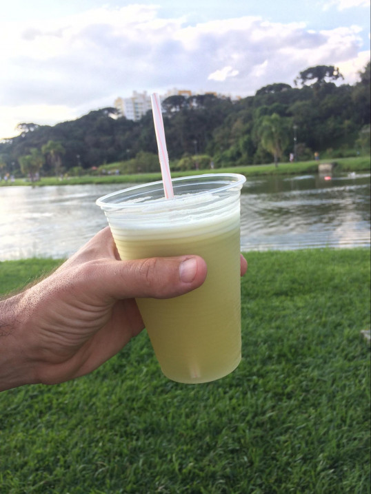 ＜CALDO DE CANE／カルド　ヂ　カーナ＞